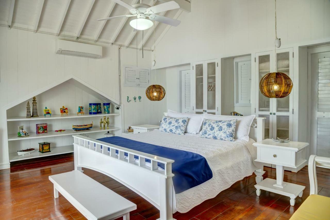 Hotel Agua Azul Beach Resort Hatillo Extérieur photo